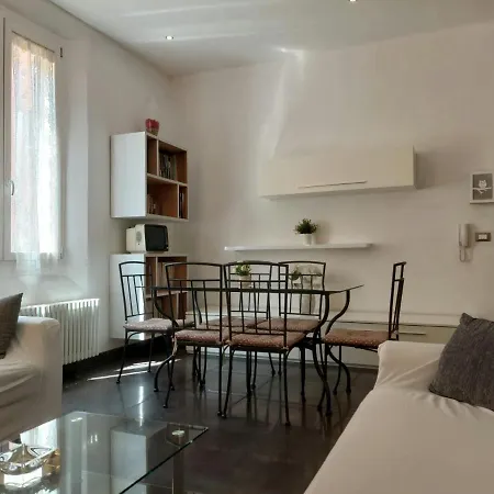 Luxury Station * Bologne